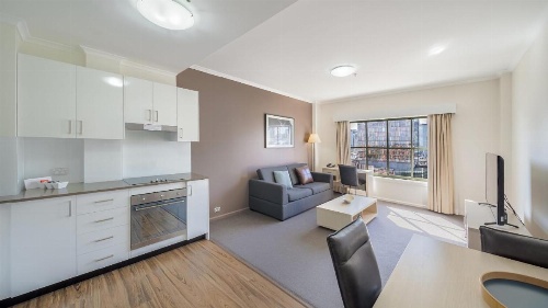 Oaks Sydney Goldsbrough Suites image 12